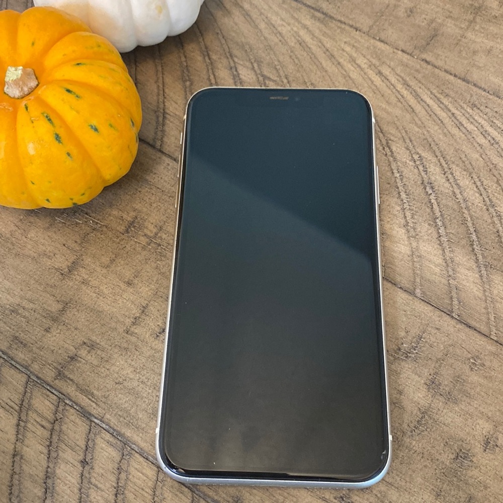 iPhone 11